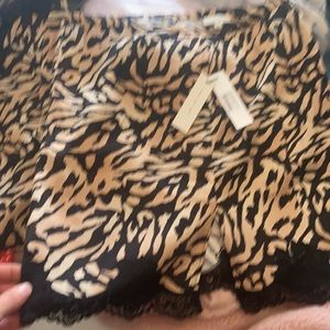 NWT Fleur du mal James skirt size small